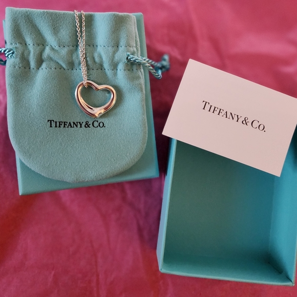 TIFFANY & CO Open Heart Paloma Picasso Sterling Silver pendant and necklace - Picture 4 of 11
